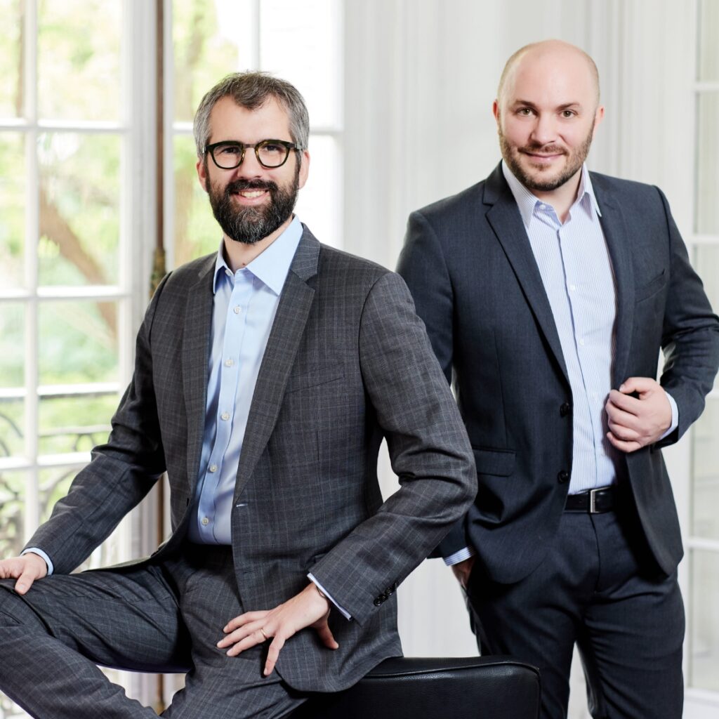 Si-vis-Pacem-cabine-avocat-1@2x